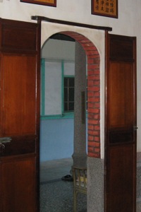 A door to an old house in rural Taiwan