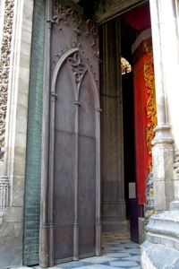 A door in Spain