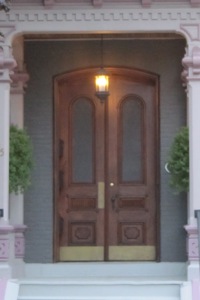 A door in Sarasota Springs, New York