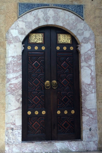 A door in Istanbul